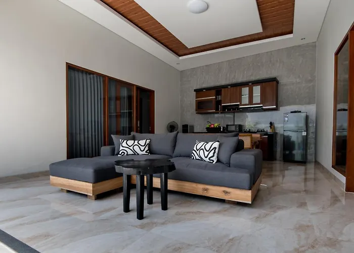 Sakura Iii Villa Seminyak (Bali)